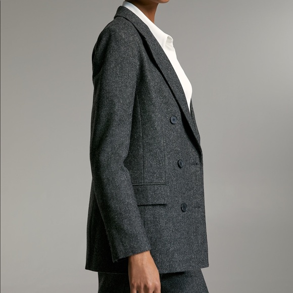 Aritzia BABATON blazer - Samuel in Dark Charcoal - Picture 3 of 9